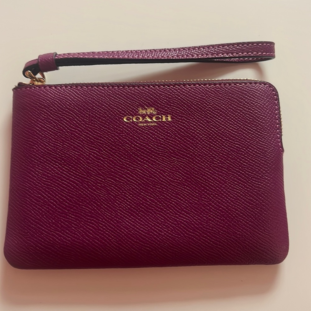 NWT Coach wristlet